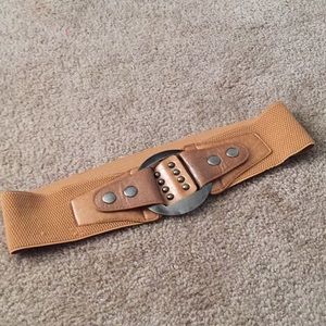 Dress belt